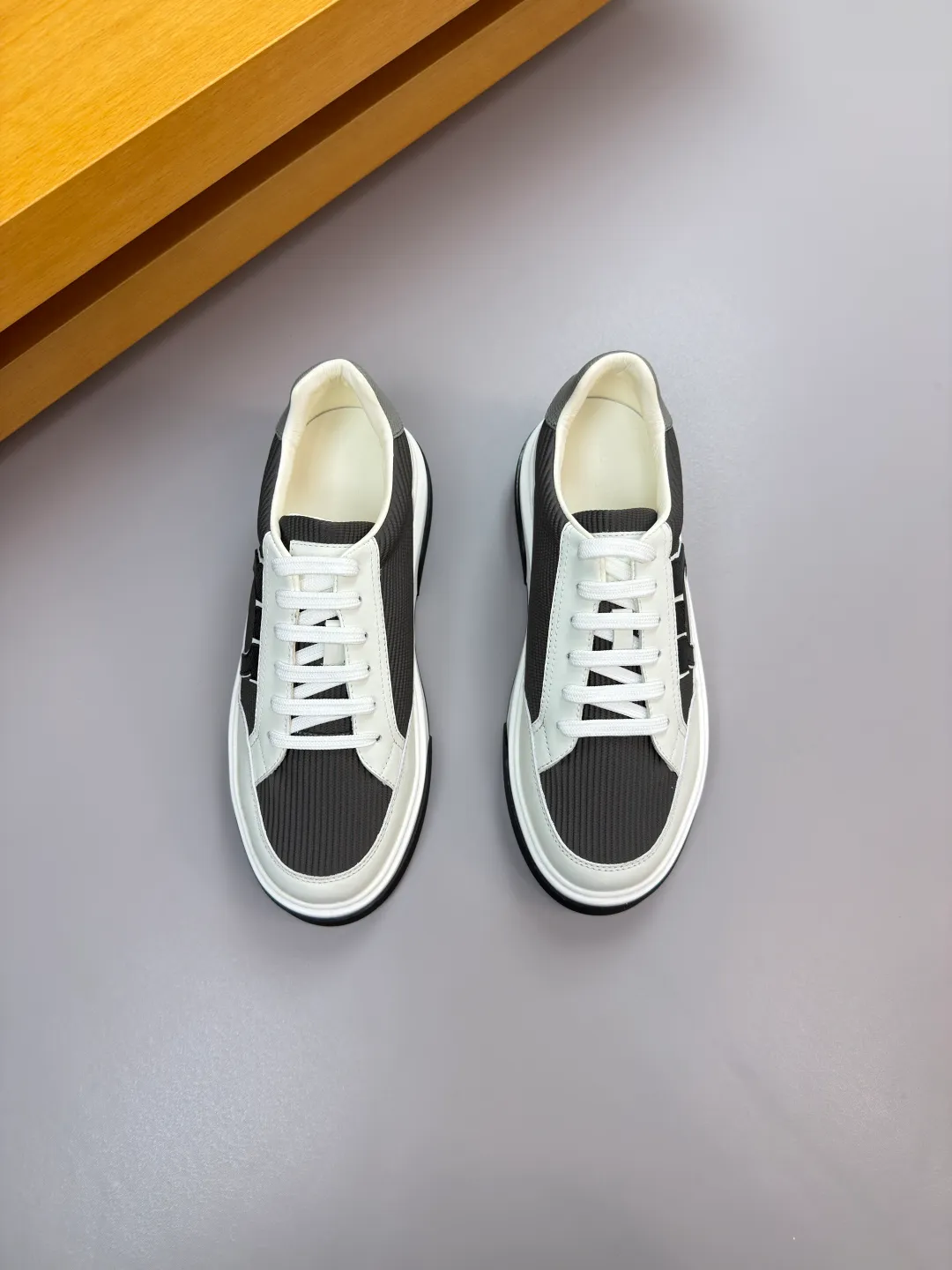 Men's men's shoes 💰420 [New style] 🏃‍♂️🏃‍♂️[ Ferragamo] Ferragamo - High-end quality original order·Casual sports shoes - Upper: 🔝Nappa calfskin, suede calfskin, shoe body. Sewing brand totem, tongue air pressure brand logo - Inner: water-dyed cowhide - Outsole: ultra-light TPU foam rubber; molded outsole -Ultra-high quality control and fine workmanship: outstanding (high-end, extravagance, grade) -Size: 38-45 (46, can be customized)